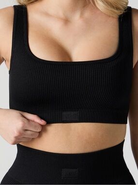Black Ribbed Crop workout top